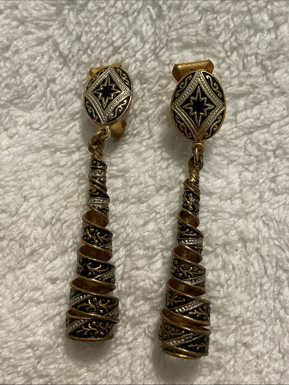 Vintage Damascene Spain Gold and Black enamel Spiral Drop Earrings